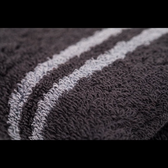 4 Mizu Towels - Picture 3 of 4